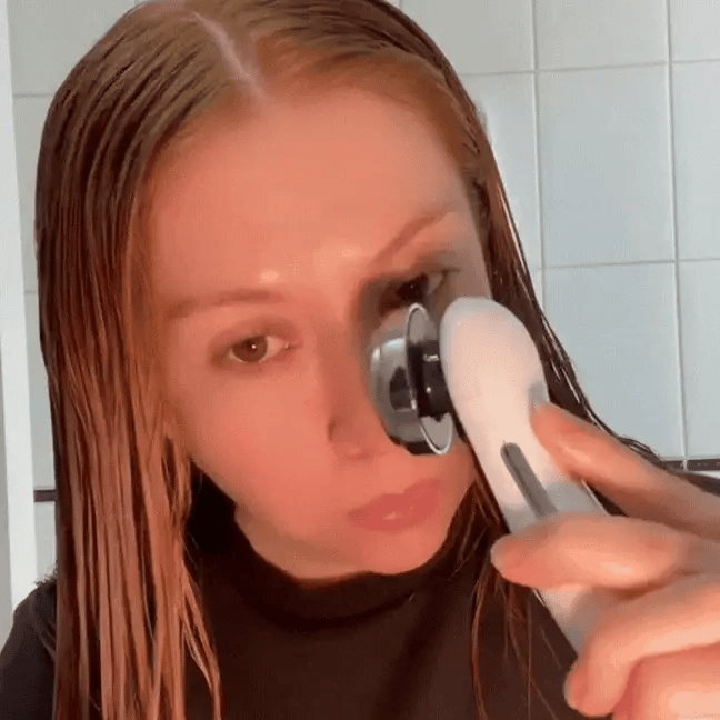 UltraGlow™ Masajeador Facial Ultrasónico